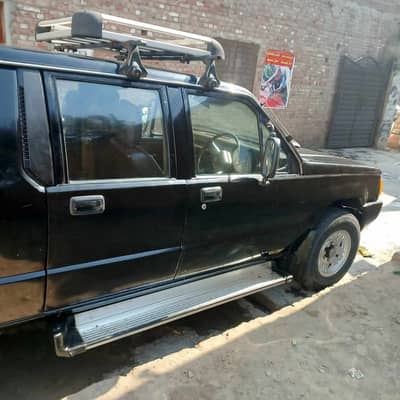 Mistubushi dala double cabin 1994 model