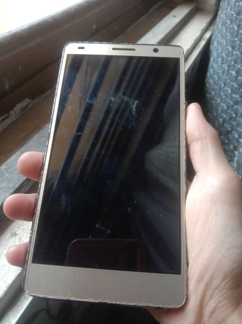 QMobile Classic 0