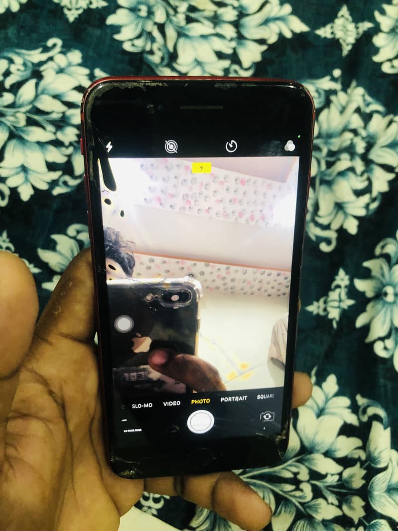 Apple iPhone 8 Plus 2