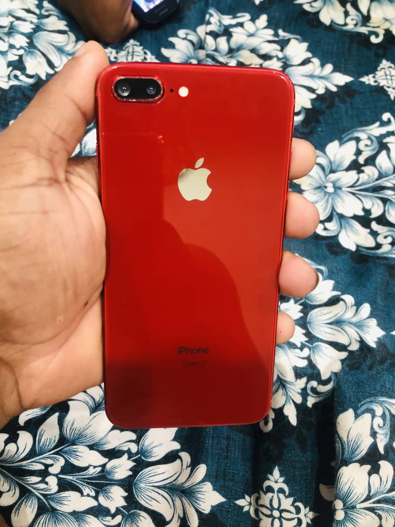 Apple iPhone 8 Plus 5