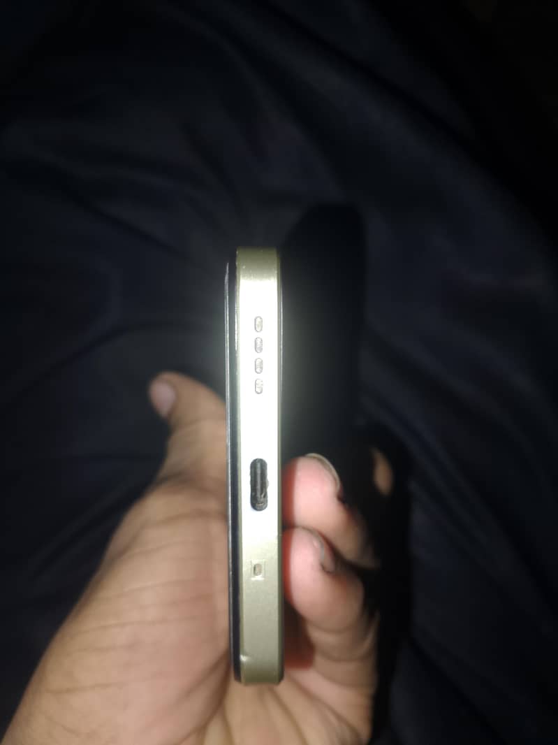 Realme C75 5