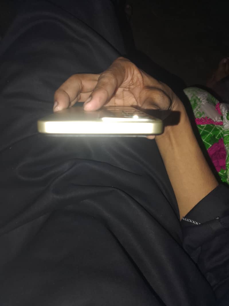 Realme C75 6