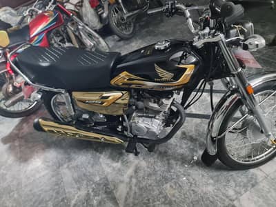 Honda 125 Gold Edition