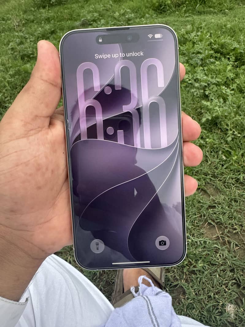 Apple iPhone 15 Pro Max 5