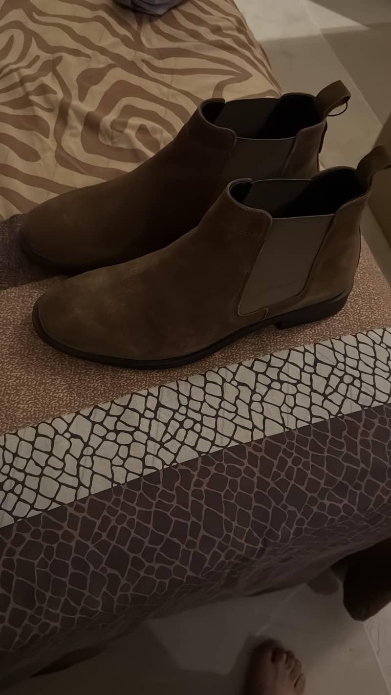 ROMFORD SUEDE BOOT 2