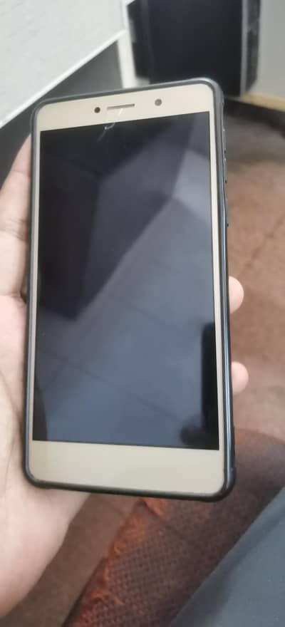 Huawei gr5 2017 update nhi ho rha hai jis ki waja app open nhi hoti ha