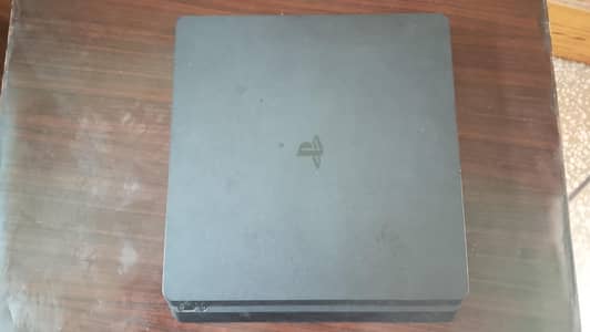 PS4 Slim 1 TB online Non-Jailbreak with online games purchased