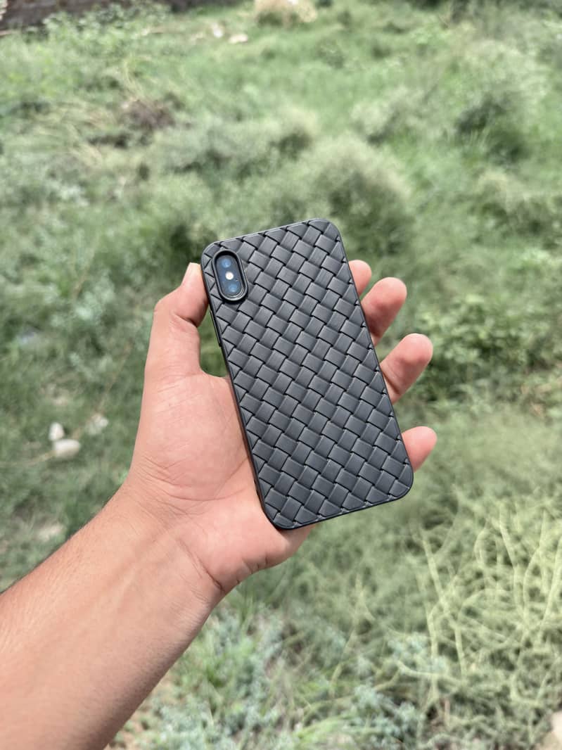 Apple iPhone X 6