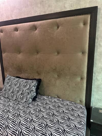 Double bed with side tables. Dressing table with mirror