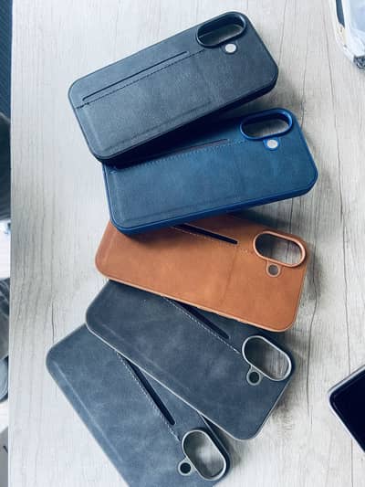 Apple iphone 17 covers