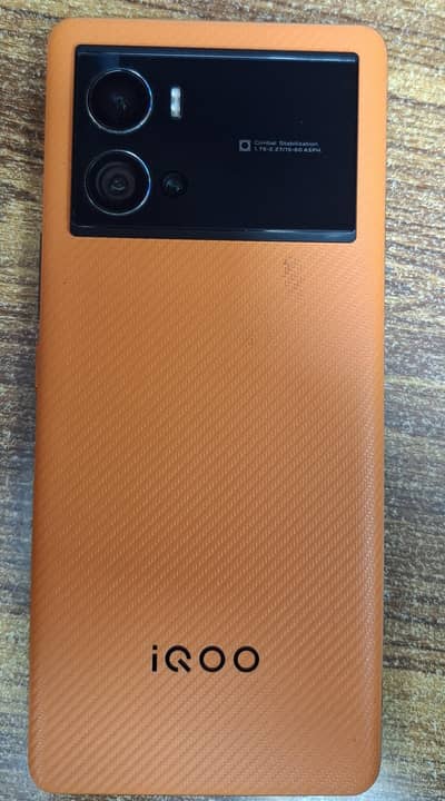 Iqoo 9 pro (official PTA approved) & 80w genuine vivo flash charger
