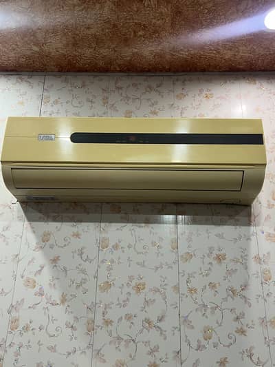 Tcl AC 1 ton