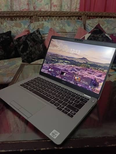 i5 10th gen 8/256GB