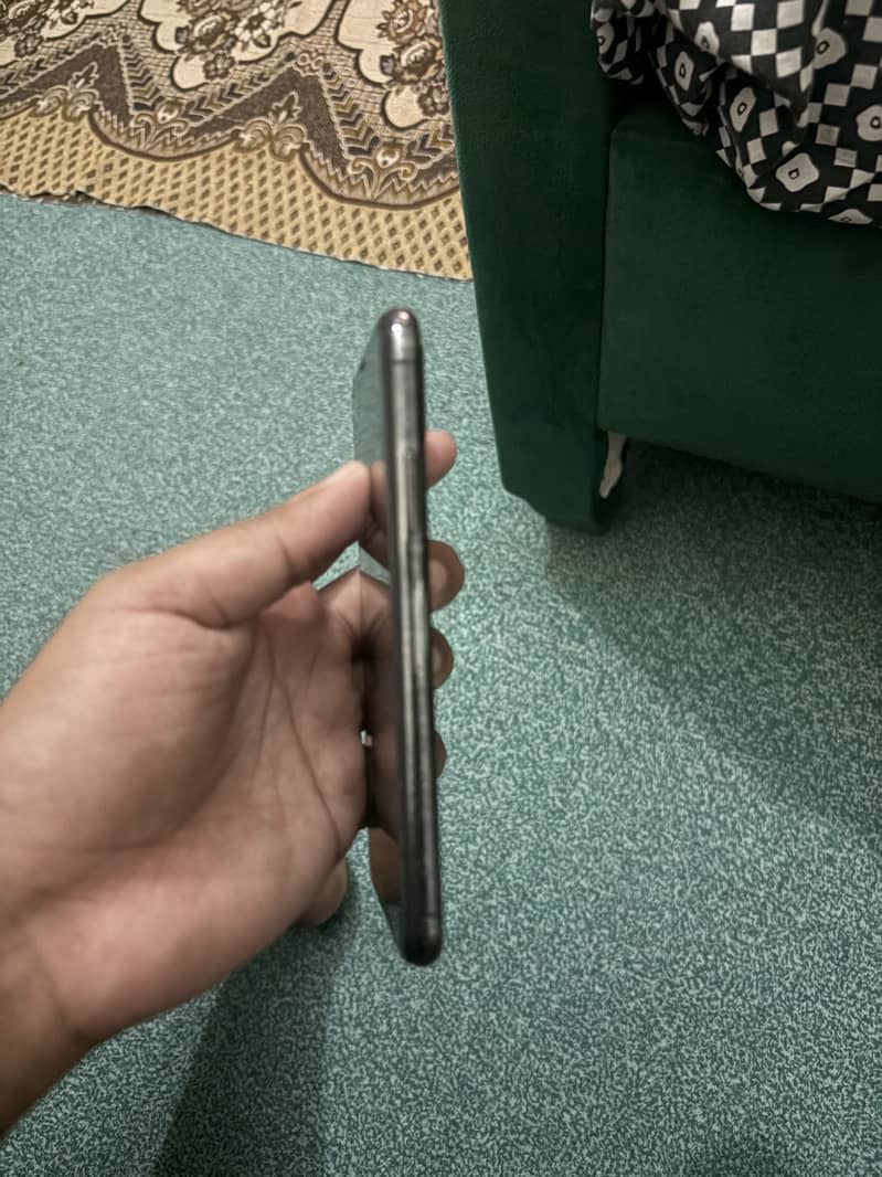 Apple iPhone X 0