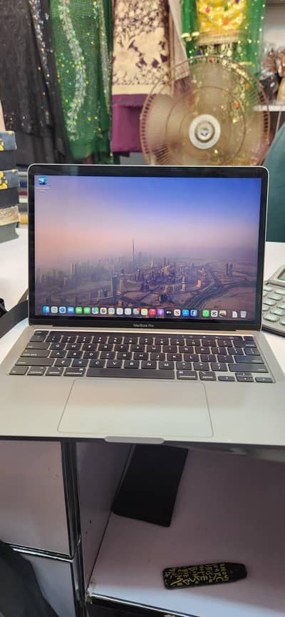 Macbook pro 2021 16GB/512GB