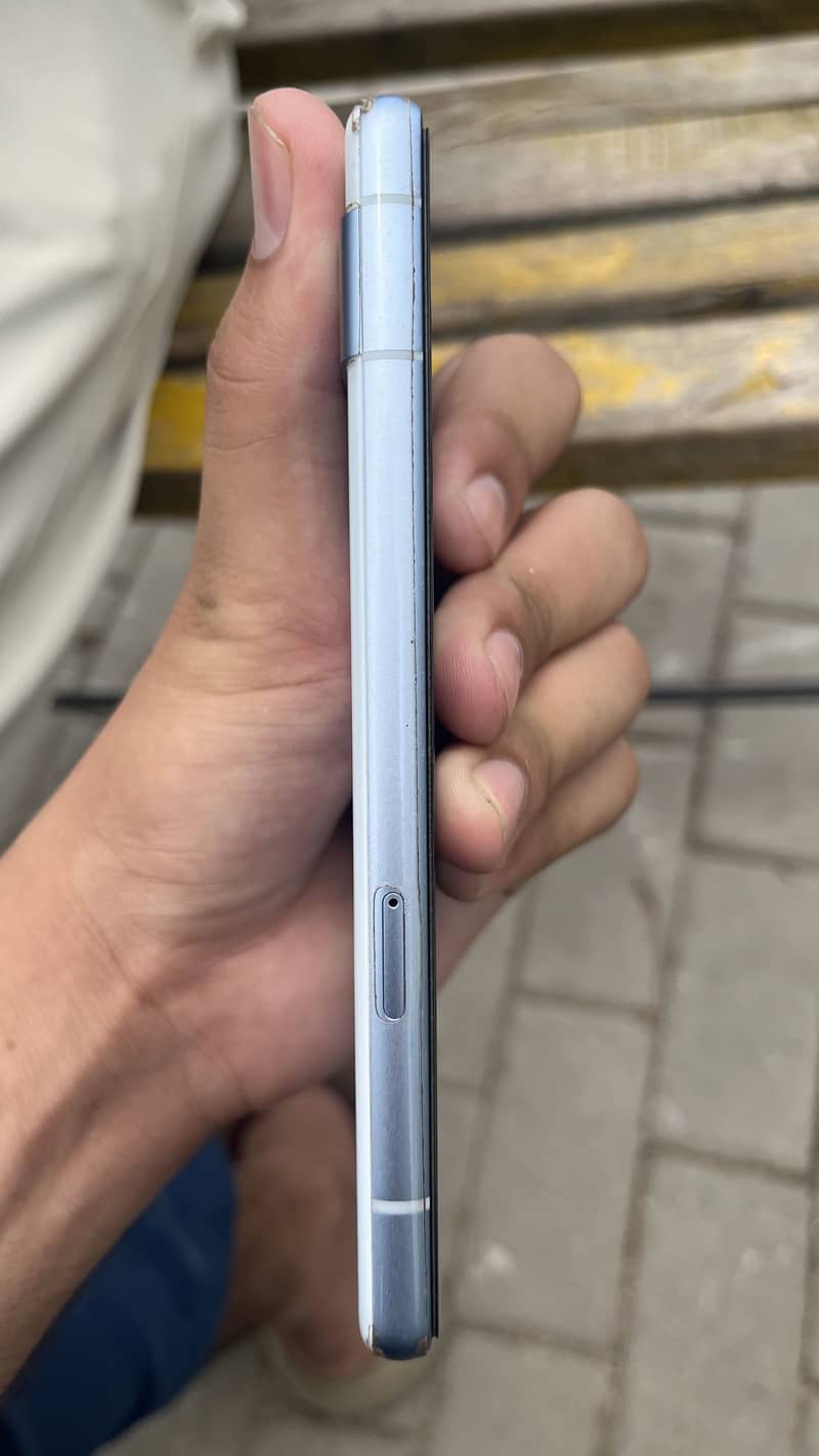Google Pixel 7a 2