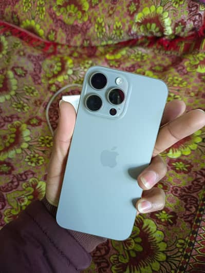 Apple iPhone 15 Pro Max non pta physical plus e sim . esim time ha