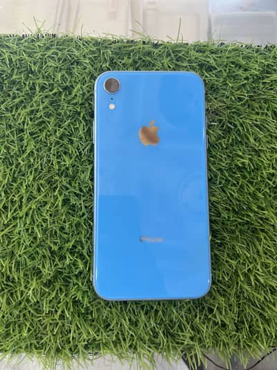 Apple iPhone XR