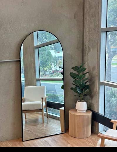 Mirror Stand