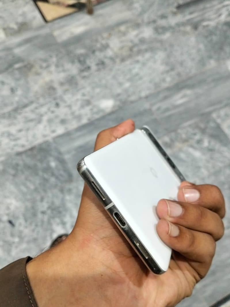 Google Pixel 7 Pro 4