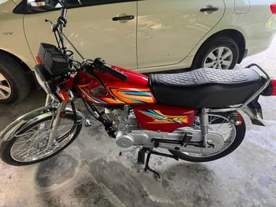 Honda 125 for sale 2026 showroom condition 950 km run