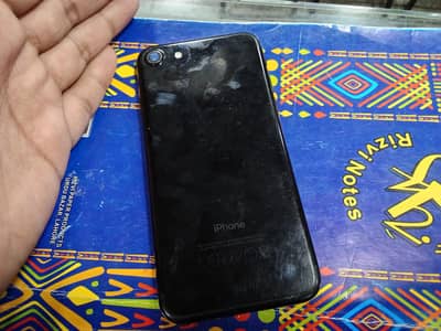 Apple iPhone 7