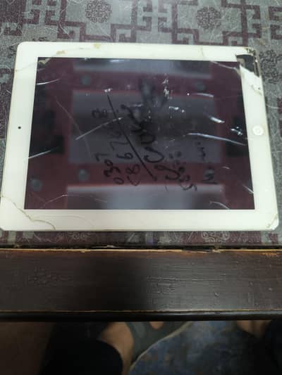 apple iPad 16gb model a136 broken touch
