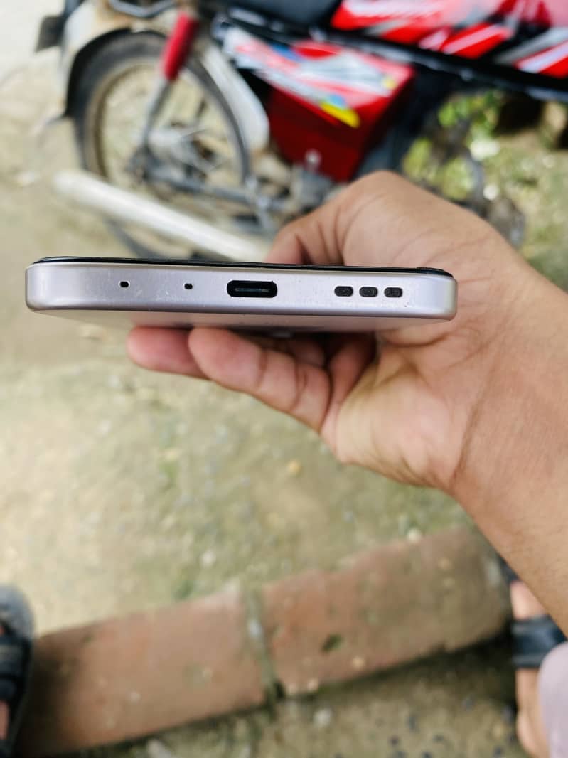 OPPO A6 2