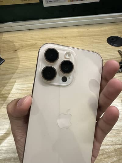 Apple iPhone 16 Pro Max JV