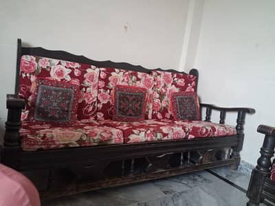 sofa for sell