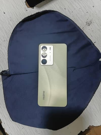Realme C75