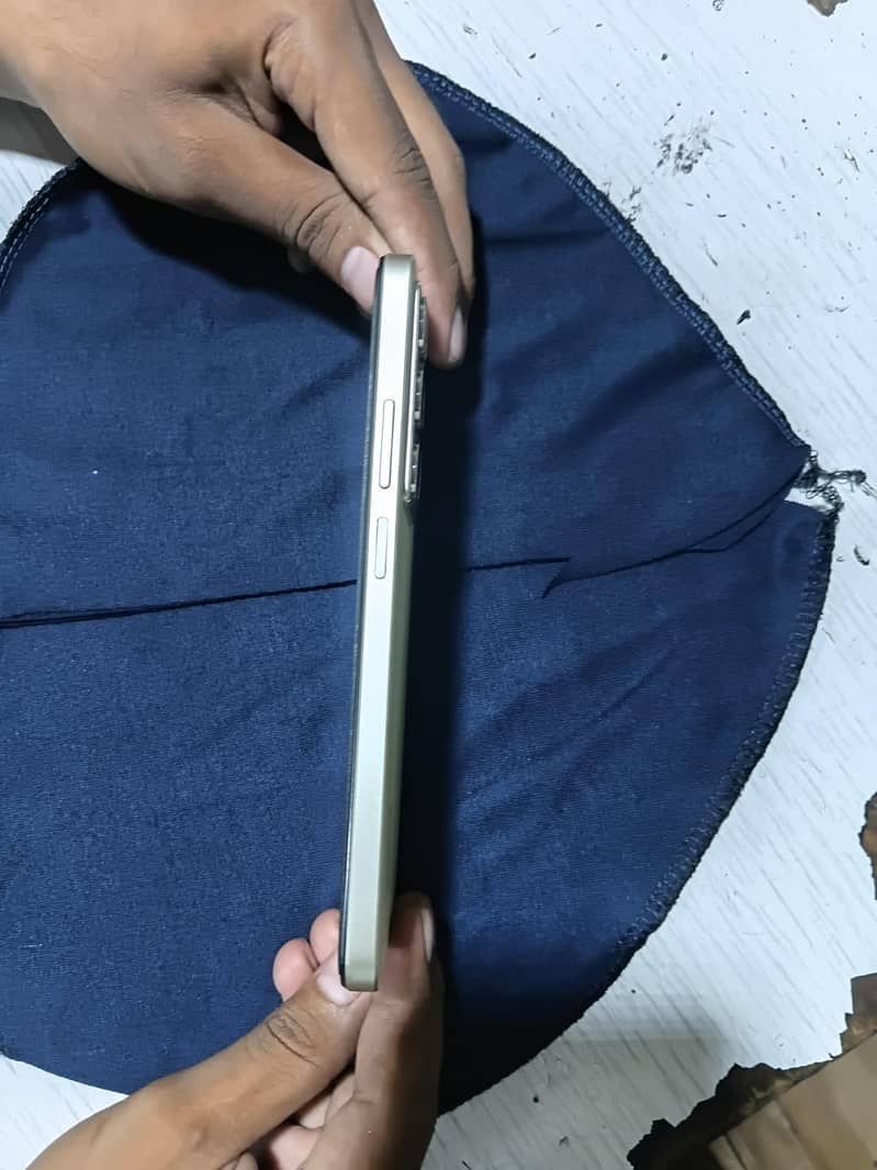Realme C75 3