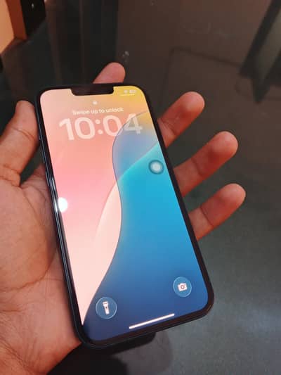 Apple iPhone 13