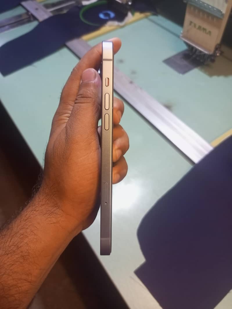 Apple iPhone 14 plus 1