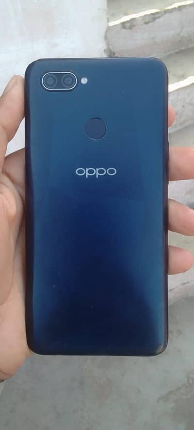 OPPO A12