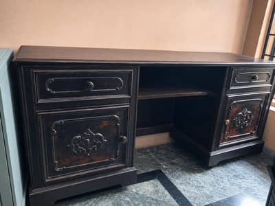 dressing / dresser