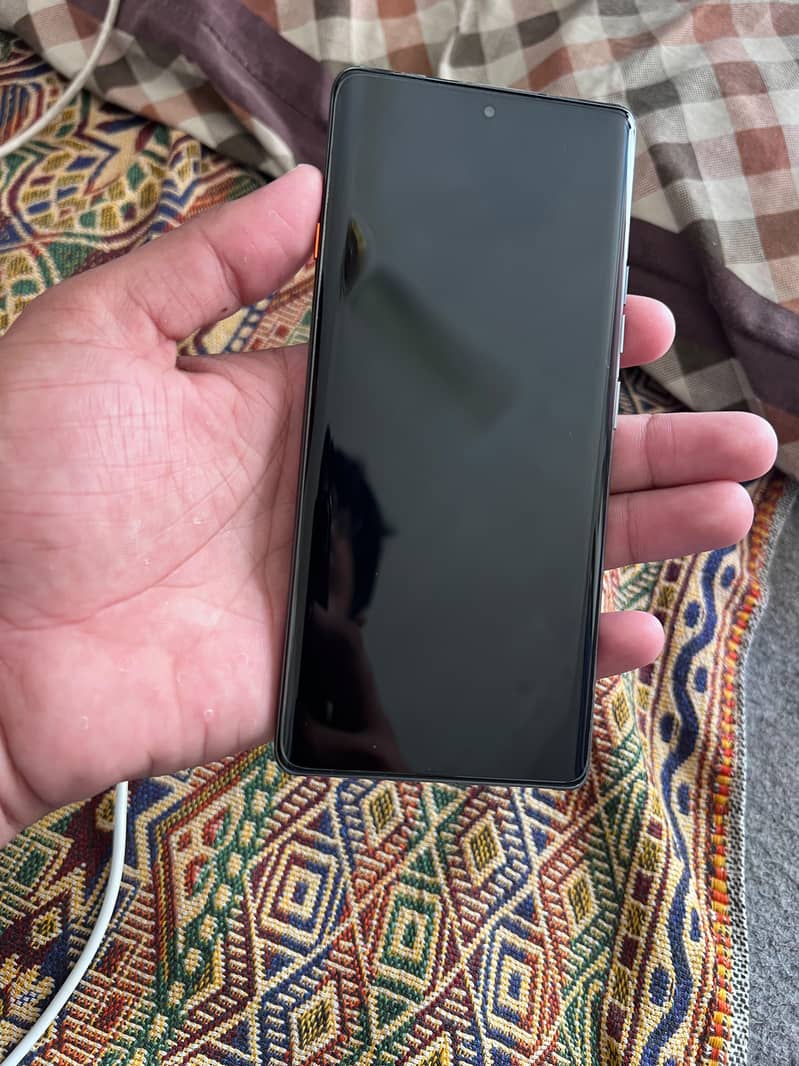 Tecno CAMON 40 Pro 3