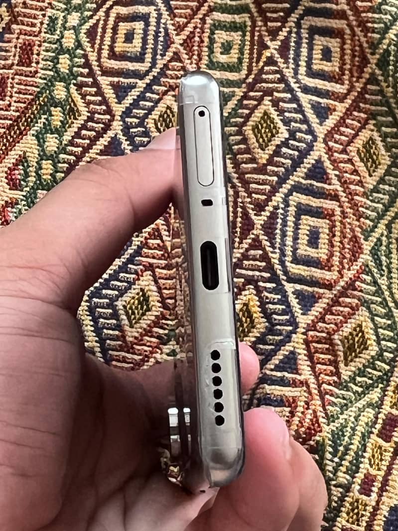 Tecno CAMON 40 Pro 7