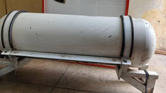 Mehran CNG cylinder