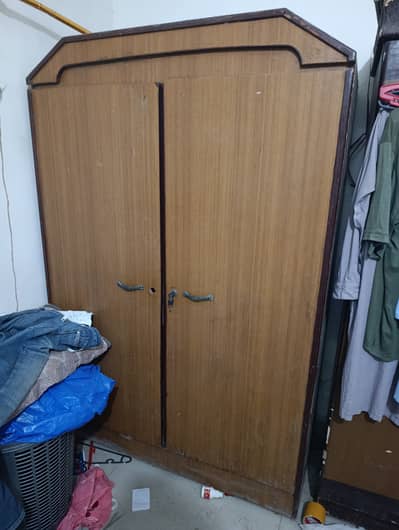Almari for sell