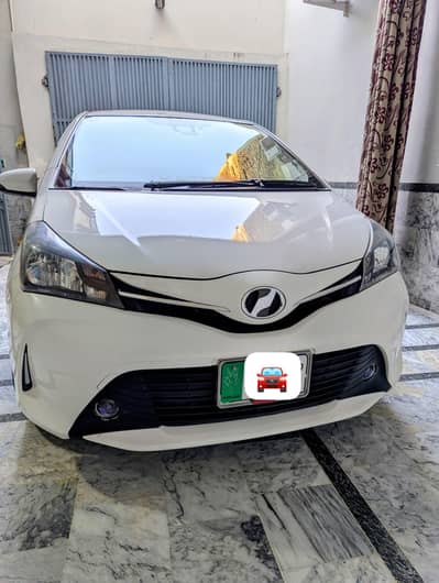 Toyota Vitz 2015