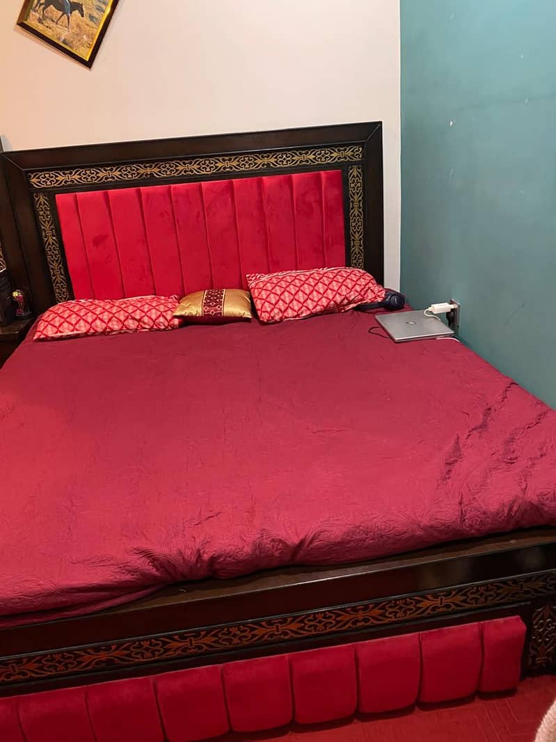 Woden bed 2