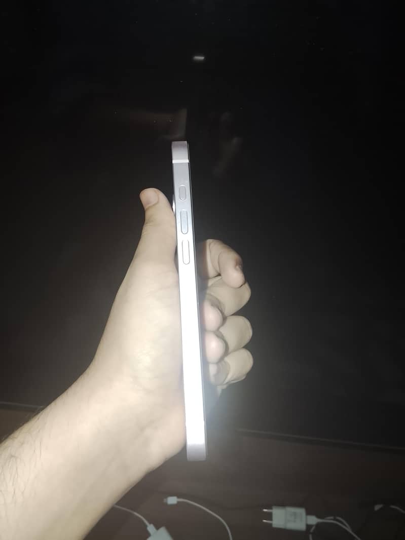 Apple iPhone 17e 2