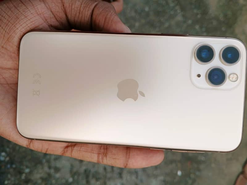 iphone 11 pro 0