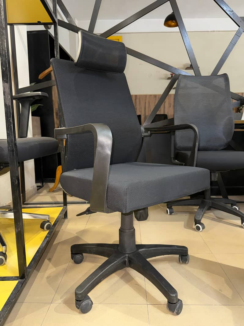 Executive Office Chairs 7