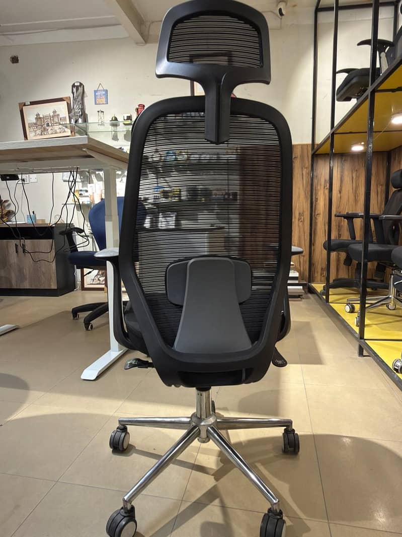Executive Office Chairs 9