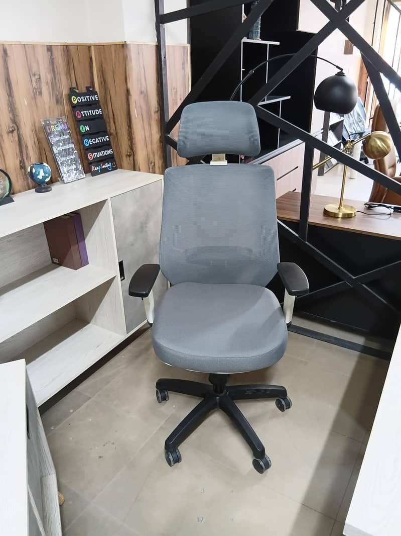 Executive Office Chairs 12