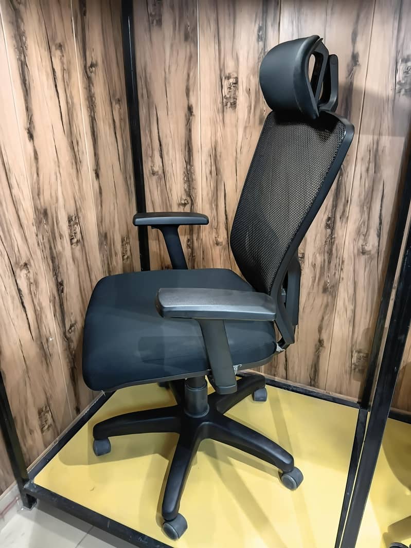 Executive Office Chairs 15