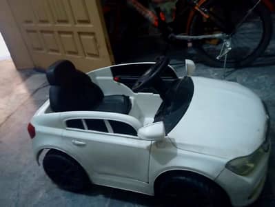 Kids Battery Car / 12V / 2x2