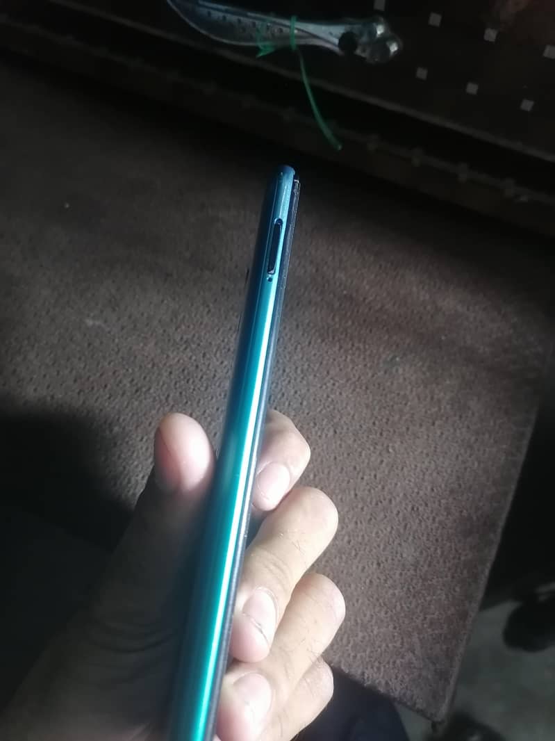 tecno 4